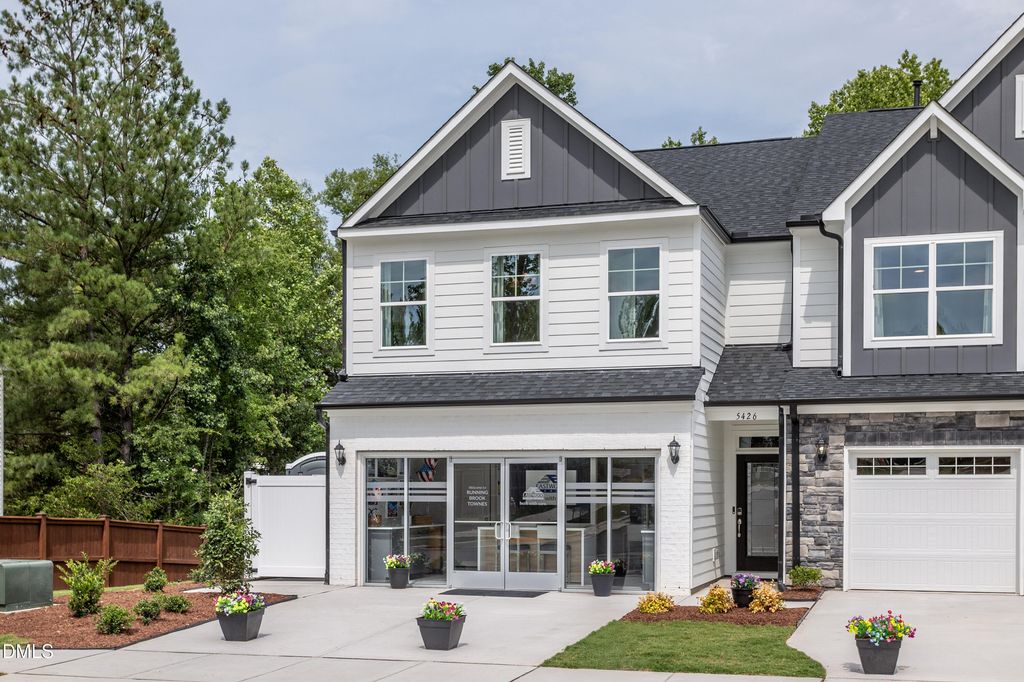 5400 Running Fox Lane, Durham, NC 27703