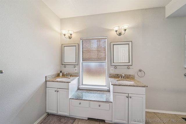 1031 E 36th Street, Tulsa, OK 74105