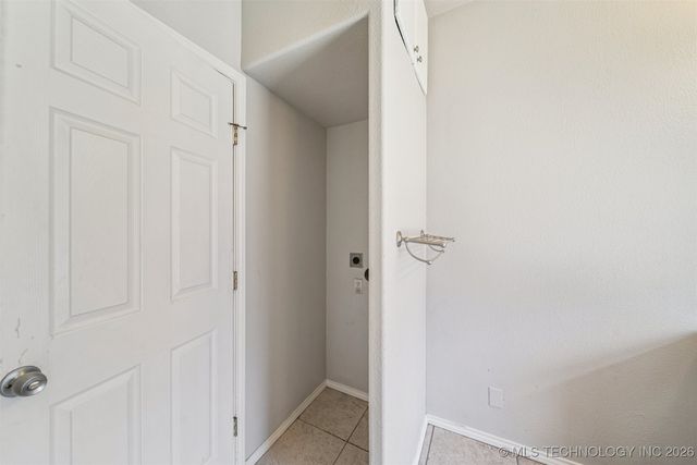 1031 E 36th Street, Tulsa, OK 74105