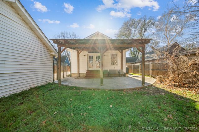 1031 E 36th Street, Tulsa, OK 74105