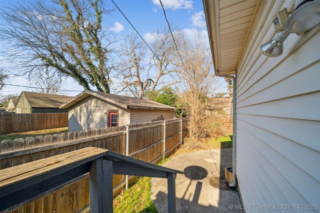 1031 E 36th Street, Tulsa, OK 74105