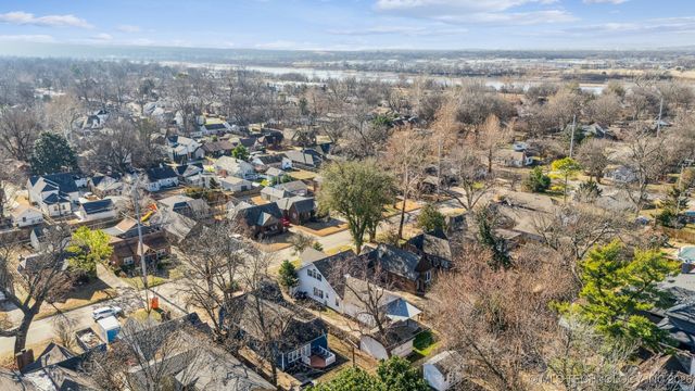 1031 E 36th Street, Tulsa, OK 74105