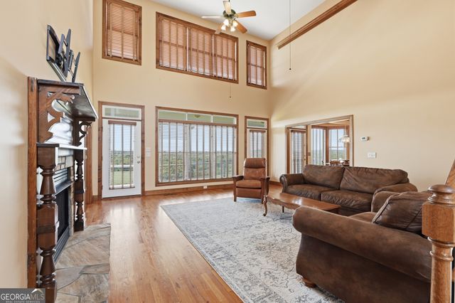 1480 Annandale Drive, Clarkesville, GA 30523
