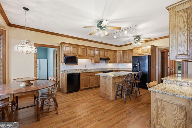 1480 Annandale Drive, Clarkesville, GA 30523