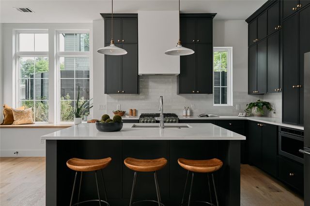113 Nelray BLVD 2, Austin, TX 78751