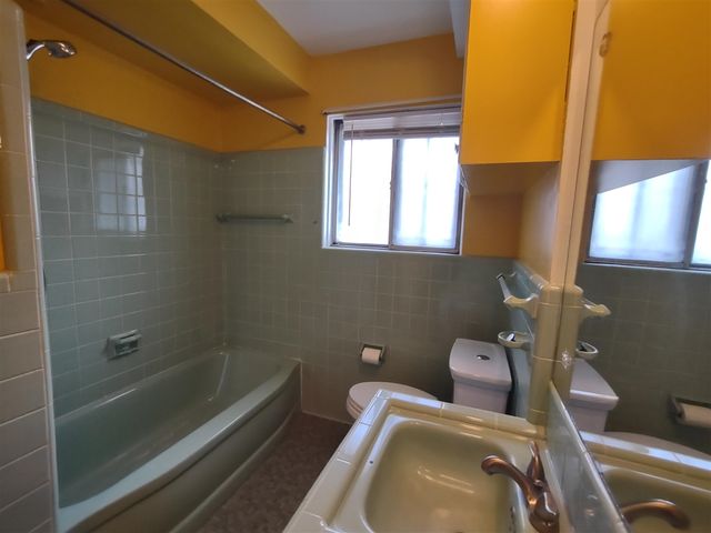 18525 Burt Road, Detroit, MI 48219