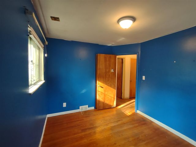 18525 Burt Road, Detroit, MI 48219