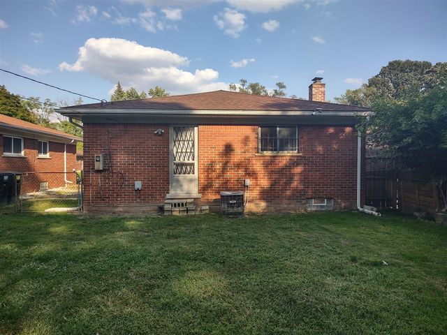 18525 Burt Road, Detroit, MI 48219