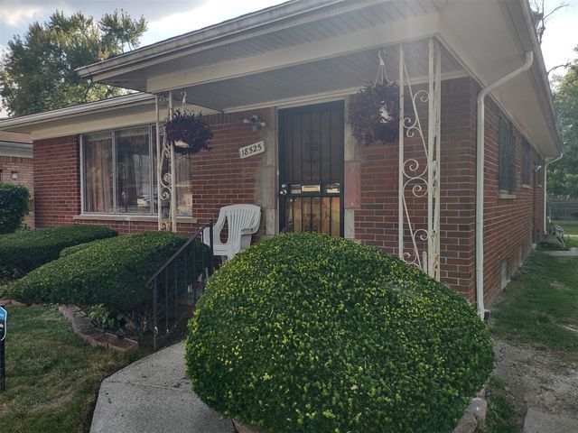 18525 Burt Road, Detroit, MI 48219