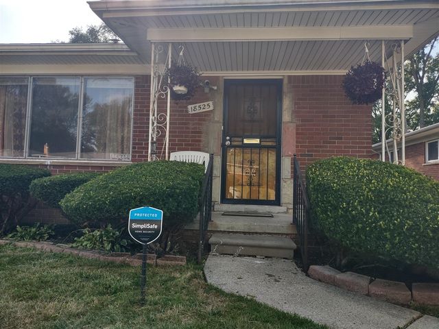 18525 Burt Road, Detroit, MI 48219