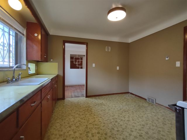 18525 Burt Road, Detroit, MI 48219