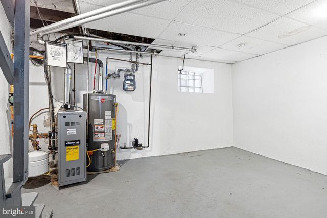 3421 VAUX ST, Philadelphia, PA 19129