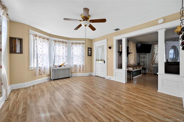 8 Juliet Street, Bay Shore, NY 11706