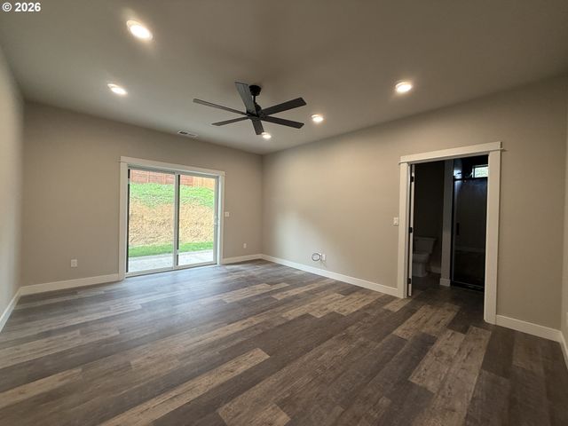 147 Deer Song Ct, Canyonville, OR 97417