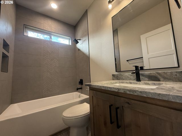 147 Deer Song Ct, Canyonville, OR 97417