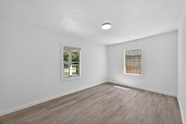 1114 Montrose Street, Port Neches, TX 77651