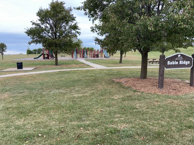 905 Bluebell Circle, Joliet, IL 60431