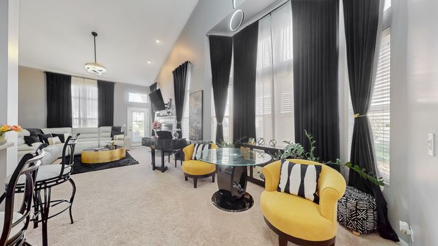 905 Bluebell Circle, Joliet, IL 60431