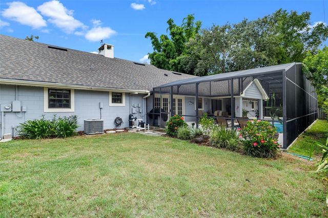 2002 FAIRWAY DRIVE, Eustis, FL 32726