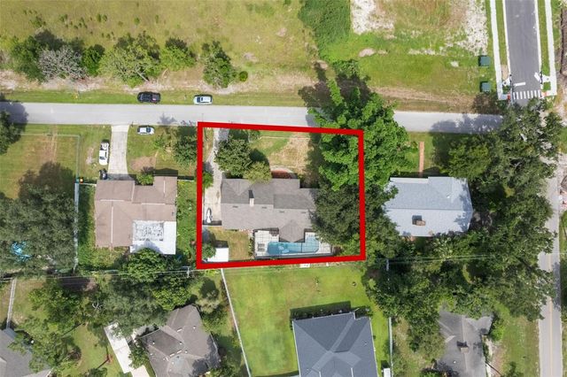 2002 FAIRWAY DRIVE, Eustis, FL 32726