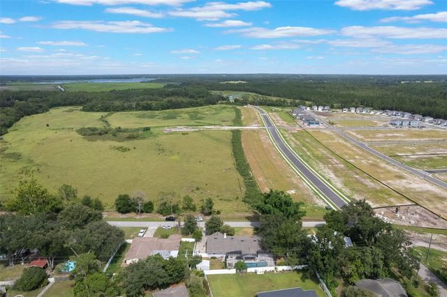 2002 FAIRWAY DRIVE, Eustis, FL 32726