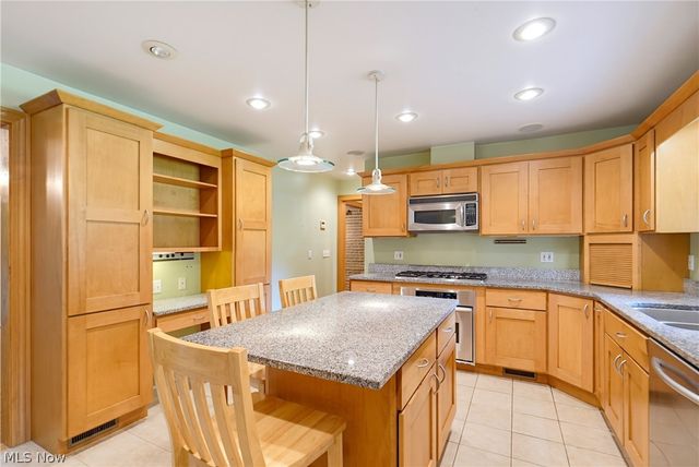 3217 Fulton Drive NW, Canton, OH 44718