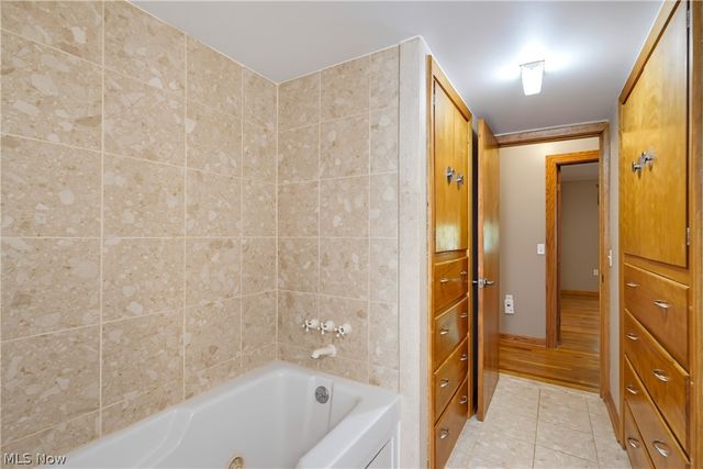 3217 Fulton Drive NW, Canton, OH 44718