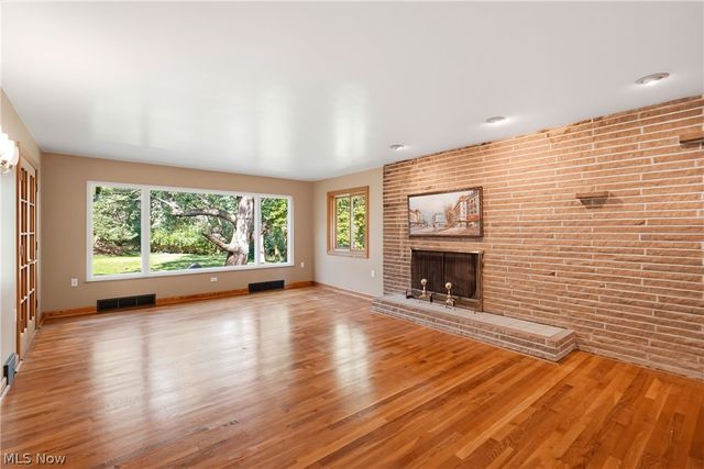 3217 Fulton Drive NW, Canton, OH 44718