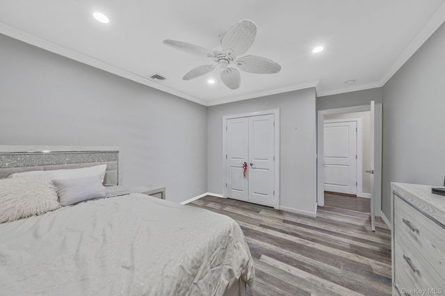 30 Hampton Drive, Center Moriches, NY 11934