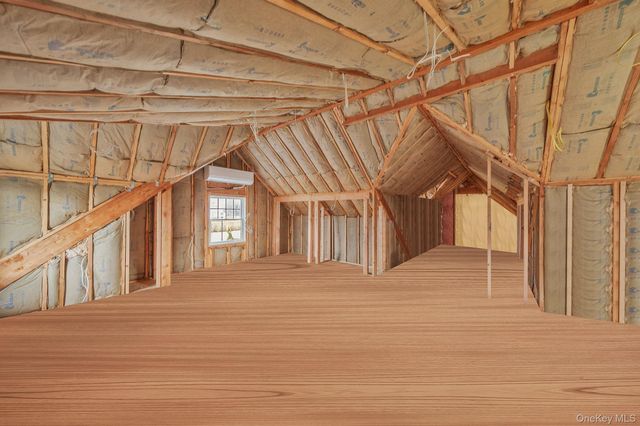 30 Hampton Drive, Center Moriches, NY 11934