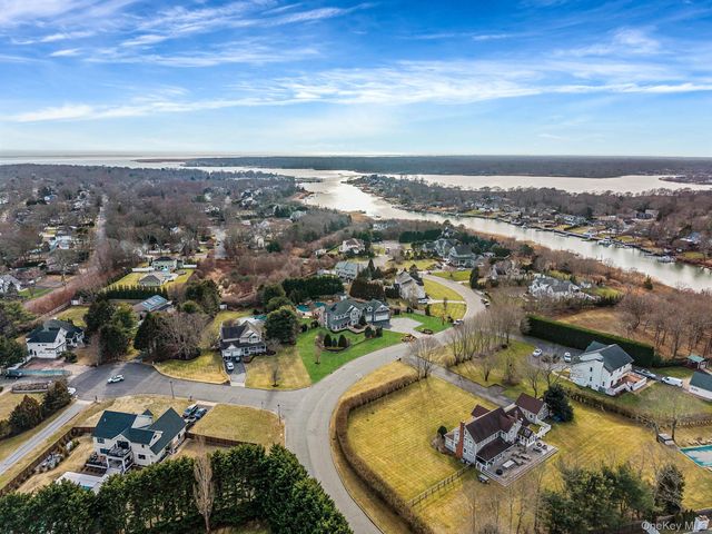 30 Hampton Drive, Center Moriches, NY 11934