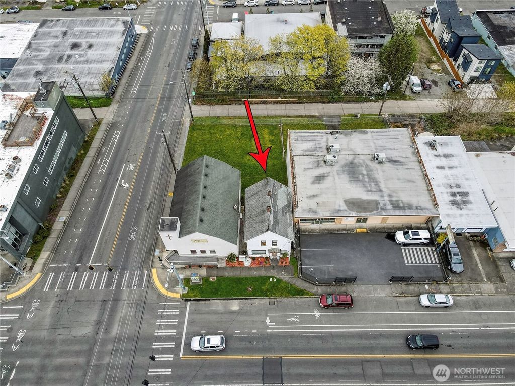 2505 Tacoma Avenue S, Tacoma, WA 98402