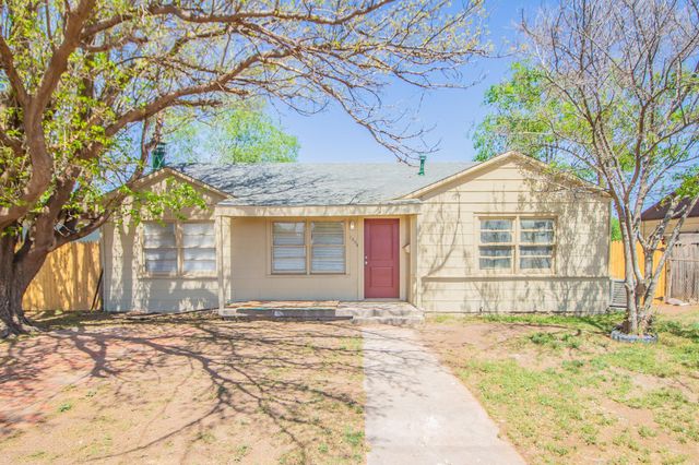 1304 42nd Street, Lubbock, TX 79412