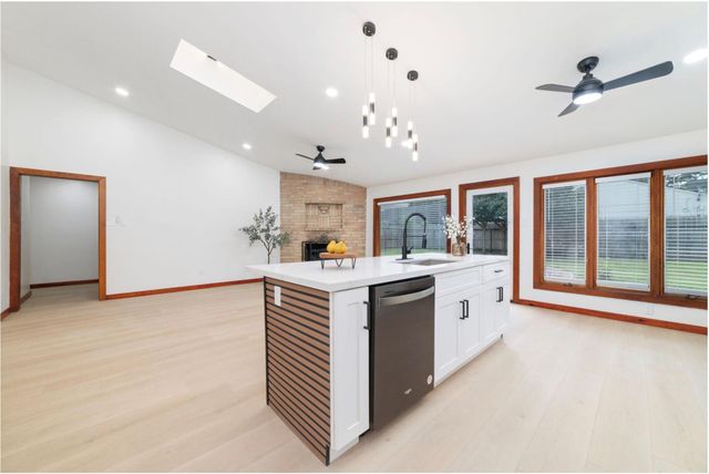 11411 Ash Creek Drive, Houston, TX 77043