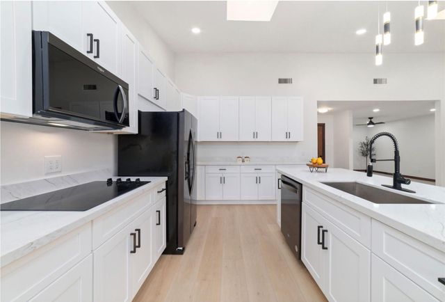 11411 Ash Creek Drive, Houston, TX 77043