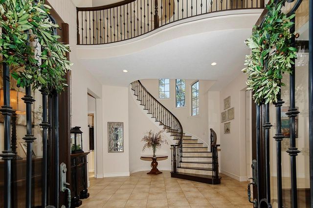 32 Palmer Woods Drive, The Woodlands, TX 77381