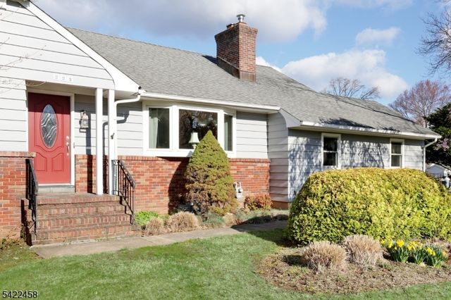 223 Linda Vista Ave, North Haledon Boro, NJ 07508