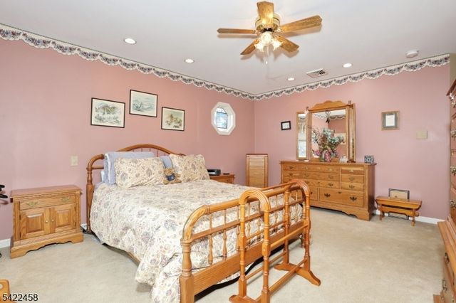 223 Linda Vista Ave, North Haledon Boro, NJ 07508