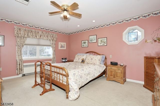 223 Linda Vista Ave, North Haledon Boro, NJ 07508