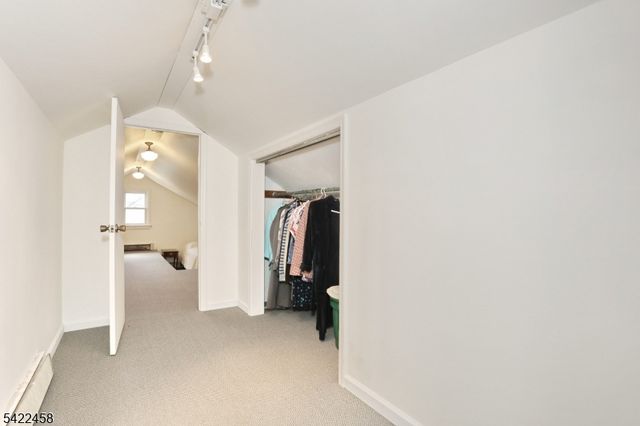 223 Linda Vista Ave, North Haledon Boro, NJ 07508