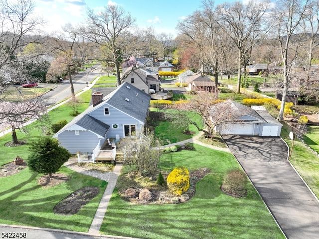 223 Linda Vista Ave, North Haledon Boro, NJ 07508