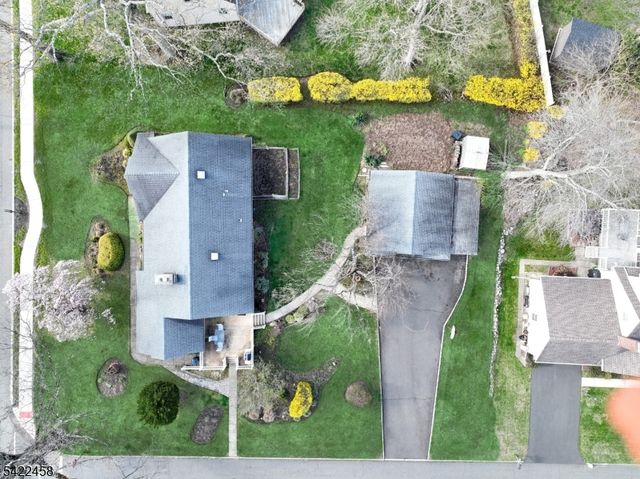 223 Linda Vista Ave, North Haledon Boro, NJ 07508