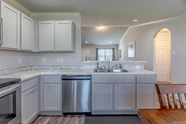 4913 Prospector Drive, Jonesboro, AR 72405