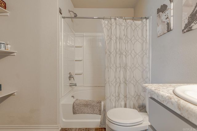 4913 Prospector Drive, Jonesboro, AR 72405
