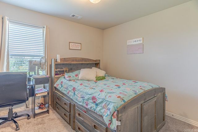 4913 Prospector Drive, Jonesboro, AR 72405
