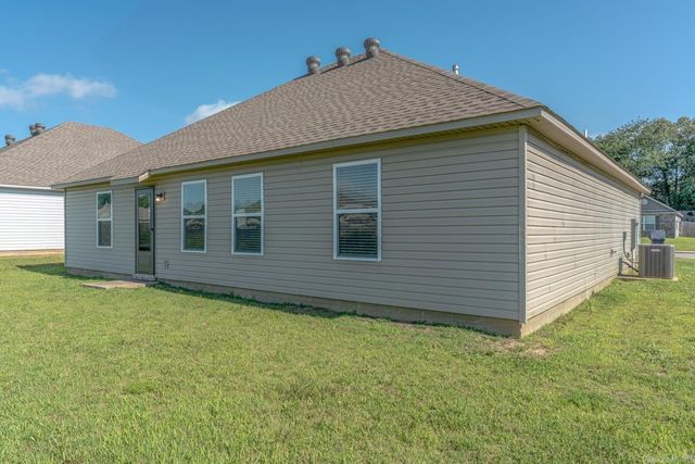 4913 Prospector Drive, Jonesboro, AR 72405