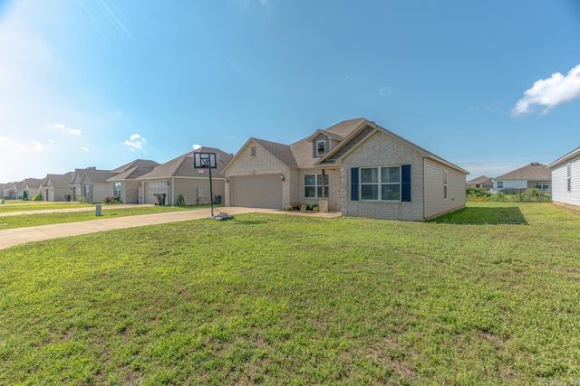 4913 Prospector Drive, Jonesboro, AR 72405