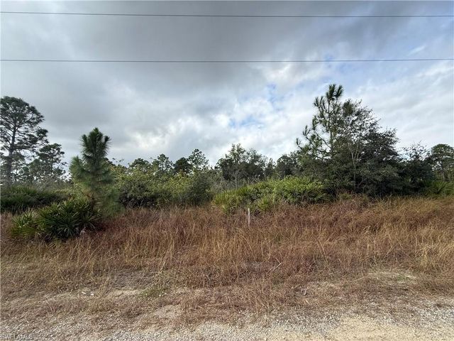 511 Louis AVE, Lehigh Acres, FL 33972