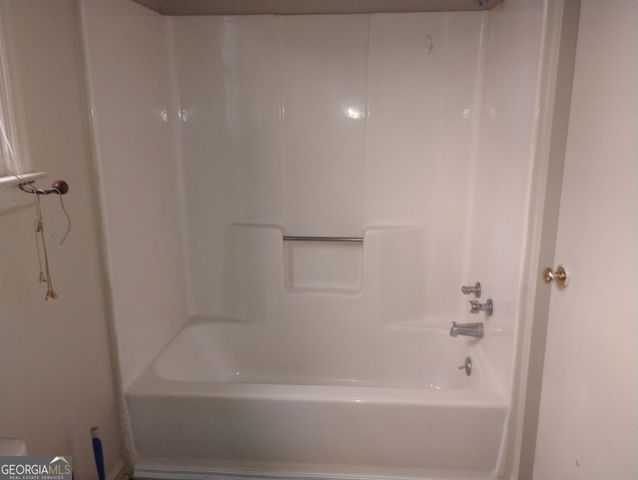 196 Commerce Street, Hawkinsville, GA 31036