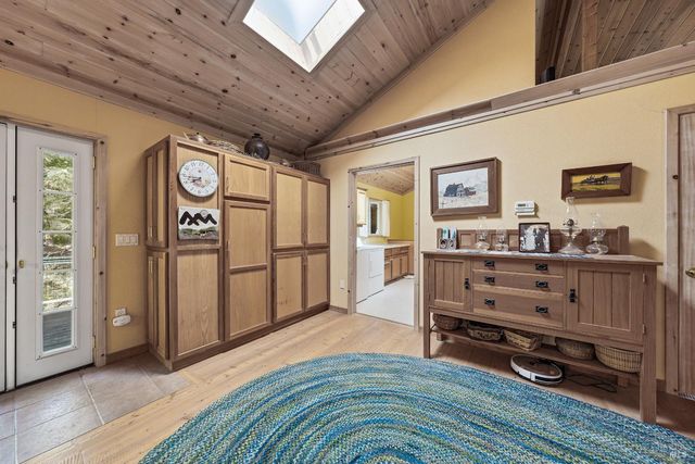 15306 Western Mine Rd, Middletown, CA 95461